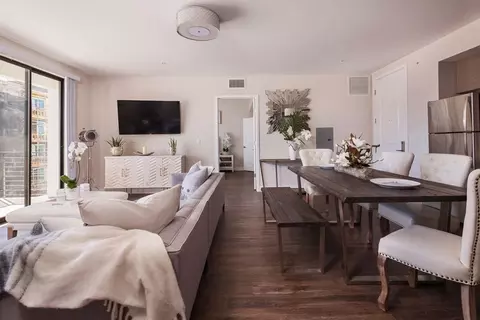 5500 Klump Ave, Los Angeles, CA 91601 photo 21