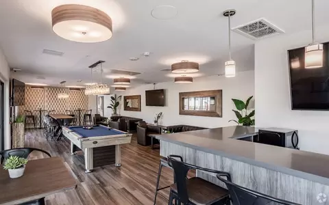 5500 Klump Ave, Los Angeles, CA 91601 photo 11