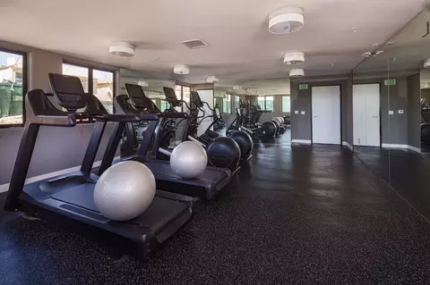 5500 Klump Ave, Los Angeles, CA 91601 photo 10