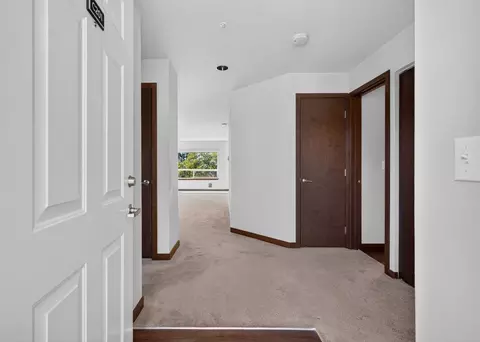 12118 SE 31st St, Bellevue, WA 98005 photo 2