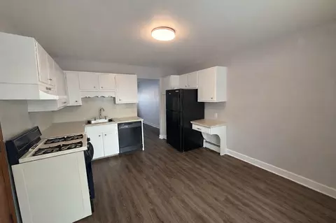 680 Lake Michigan Drive Northwest, Grand Rapids, MI 49534