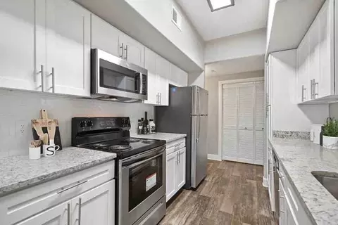15155 Richmond Ave, Houston, TX 77082 photo 8