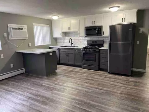 625 1st Ave NE, Maple Grove, MN 55369