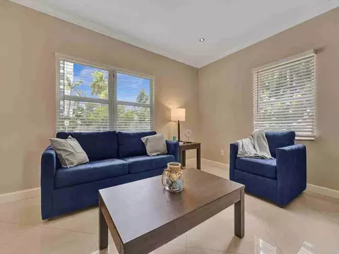 37 Hendricks Isle, Fort Lauderdale, FL 33301