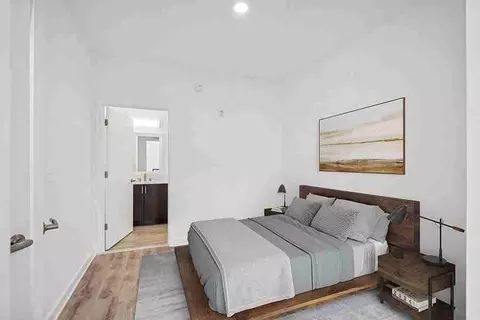 3950 Garden City Dr, Hyattsville, MD 20785 photo 8