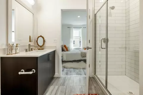 3950 Garden City Dr, Hyattsville, MD 20785 photo 30