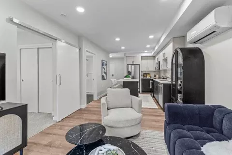 1421 Harvard Ave, Seattle, WA 98122 photo 13