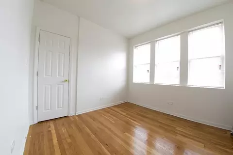 1860 S Komensky Ave, Chicago, IL 60623 photo 6