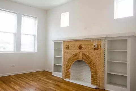 1860 S Komensky Ave, Chicago, IL 60623 photo 3