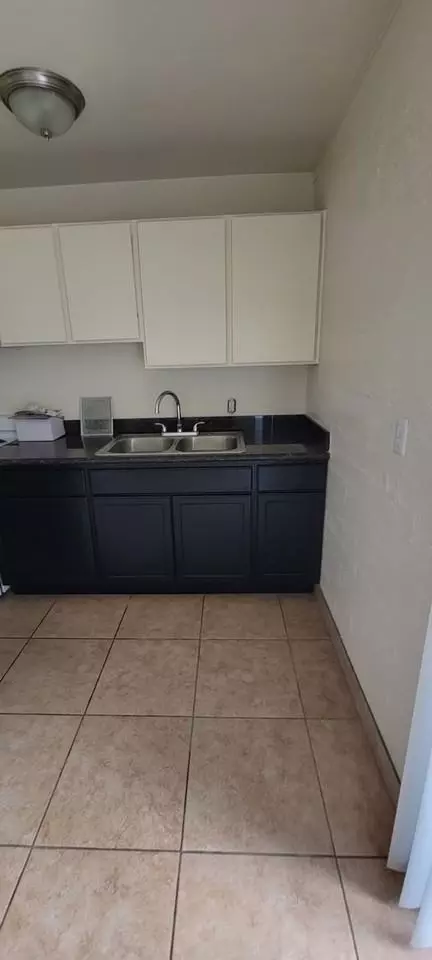 665 N Jefferson Ave, Tucson, AZ 85711 photo 5