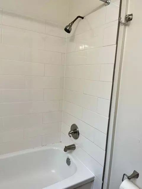 695 Riverview Dr, Columbus, OH 43202 photo 4
