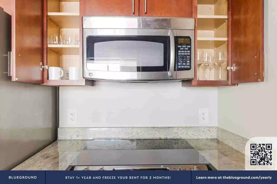  2221 I St NW, Washington, DC 20037 photo 7