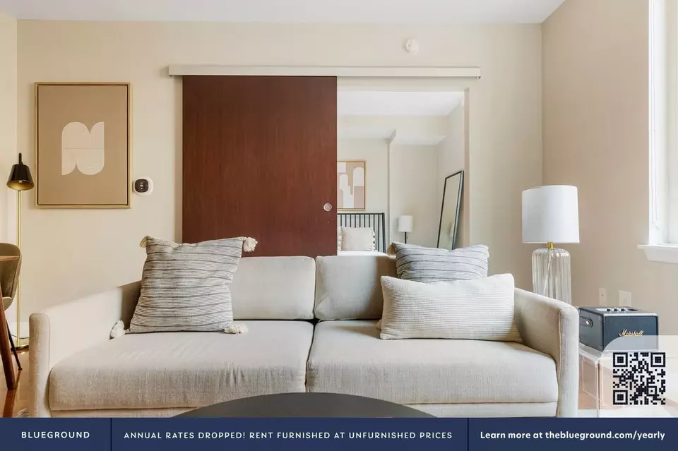  2221 I St NW, Washington, DC 20037 photo 3