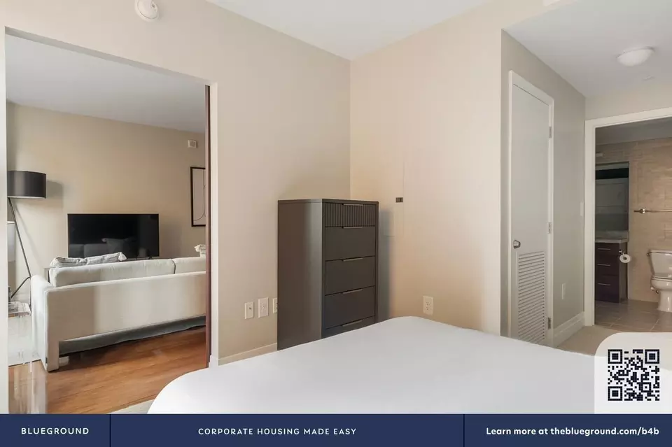  2221 I St NW, Washington, DC 20037 photo 10