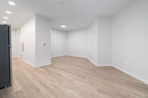 300 E 5th Ave, Columbus, OH 43201 photo 35