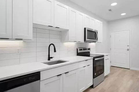 300 E 5th Ave, Columbus, OH 43201 photo 34