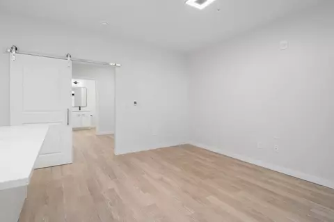 300 E 5th Ave, Columbus, OH 43201 photo 45