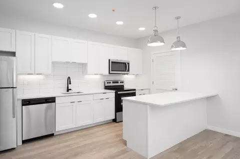 300 E 5th Ave, Columbus, OH 43201 photo 22