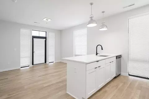 300 E 5th Ave, Columbus, OH 43201 photo 18