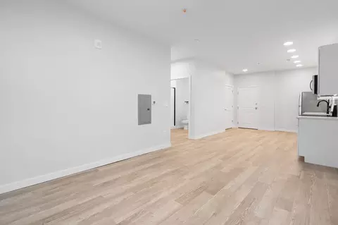 300 E 5th Ave, Columbus, OH 43201 photo 48