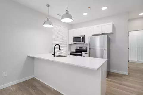 300 E 5th Ave, Columbus, OH 43201 photo 17