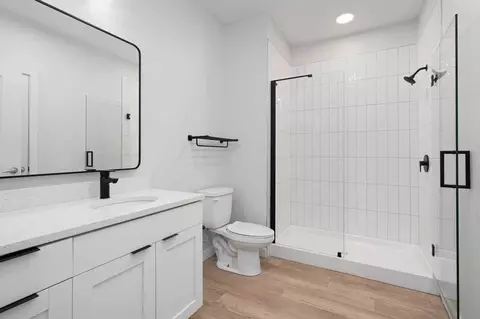 300 E 5th Ave, Columbus, OH 43201 photo 44