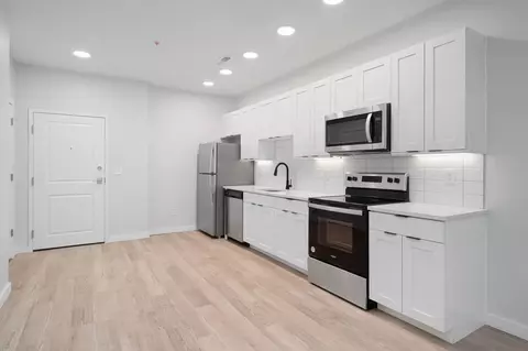 300 E 5th Ave, Columbus, OH 43201 photo 46