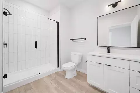300 E 5th Ave, Columbus, OH 43201 photo 24