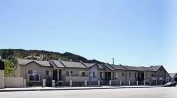 7320 Foothill Blvd, Tujunga, CA 91042