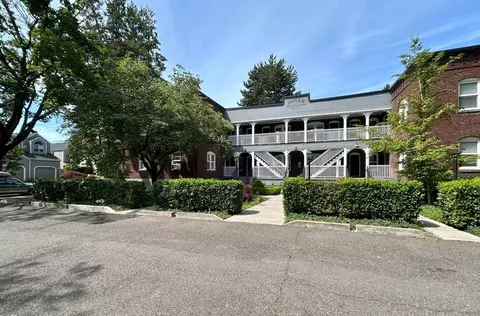 1830 NW 24th Pl, Portland, OR 97210