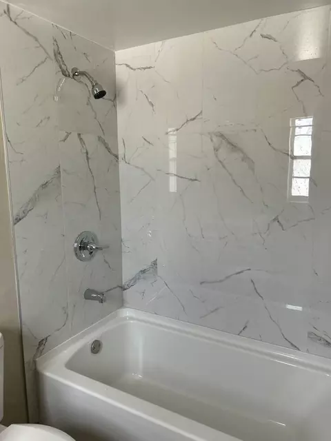 204 E Gottsche Ave, Eustis, FL 32726 photo 9