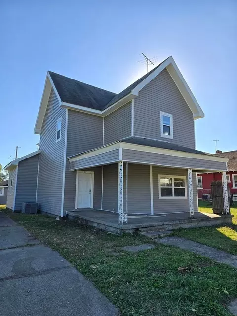 1521 E Kirby Ave, Muncie, IN 47302
