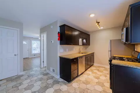 676 Horizon Pl, Marietta, GA 30062