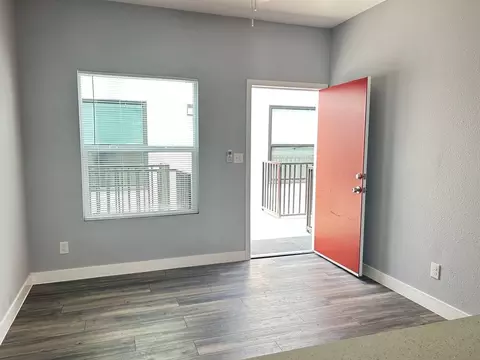 845 E 6th St, Long Beach, CA 90802 photo 10