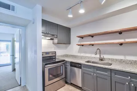 407 E Carolina St, Tallahassee, FL 32301