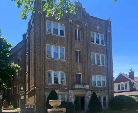 12943 Clifton Blvd, Lakewood, OH 44107