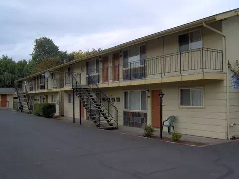151 Maple St, Junction City, OR 97448 photo 7