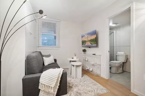 1425 P St NW, Washington, DC 20005