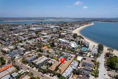 1327 Pacific Beach Dr, San Diego, CA 92109