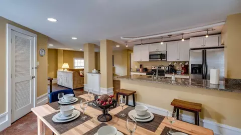 Rivermist Ln, Savannah, GA 31410