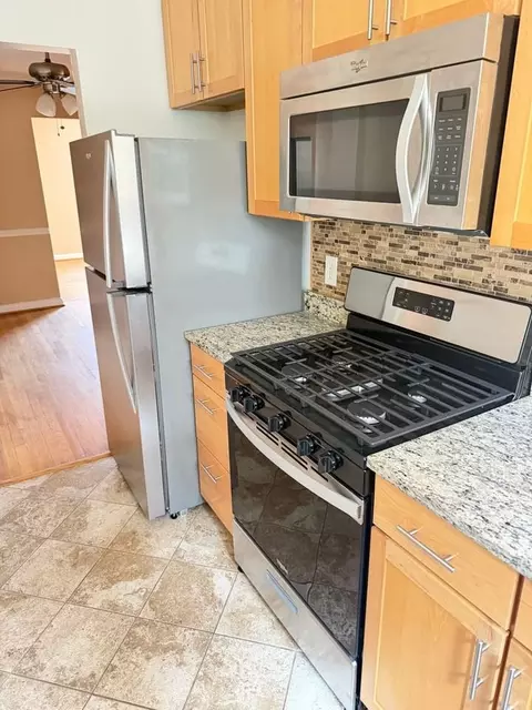 8705 Plymouth St, Silver Spring, MD 20901