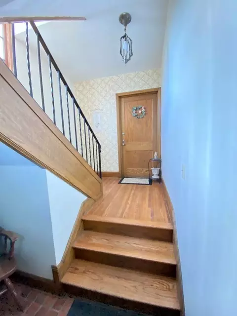 201 N 21st Ave E, Duluth, MN 55812 photo 2