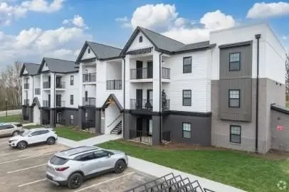 5141 Commerce Crossings Dr, Louisville, KY 40229