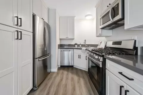 410 13th St, Huntington Beach, CA 92648