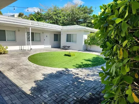 Undisclosed, Miami, FL 33138 photo 3