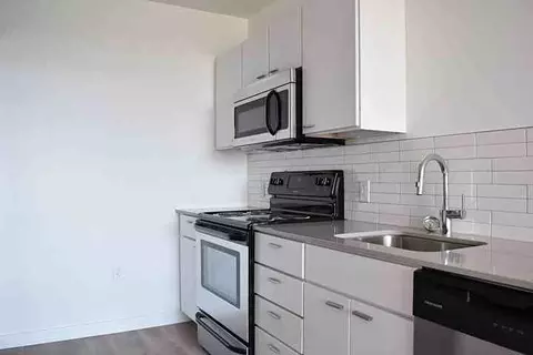 12 E Armour Blvd, Kansas City, MO 64111 photo 2