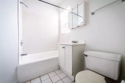 7003 S Harper Ave, Chicago, IL 60637 photo 9