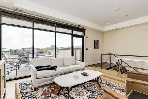 1425 P St NW, Washington, DC 20005 photo 2