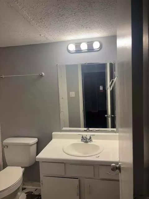 225 W Mcdowell Rd, Jackson, MS 39204 photo 9