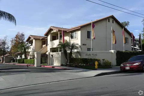 1032 N Lilac Ave, Rialto, CA 92376